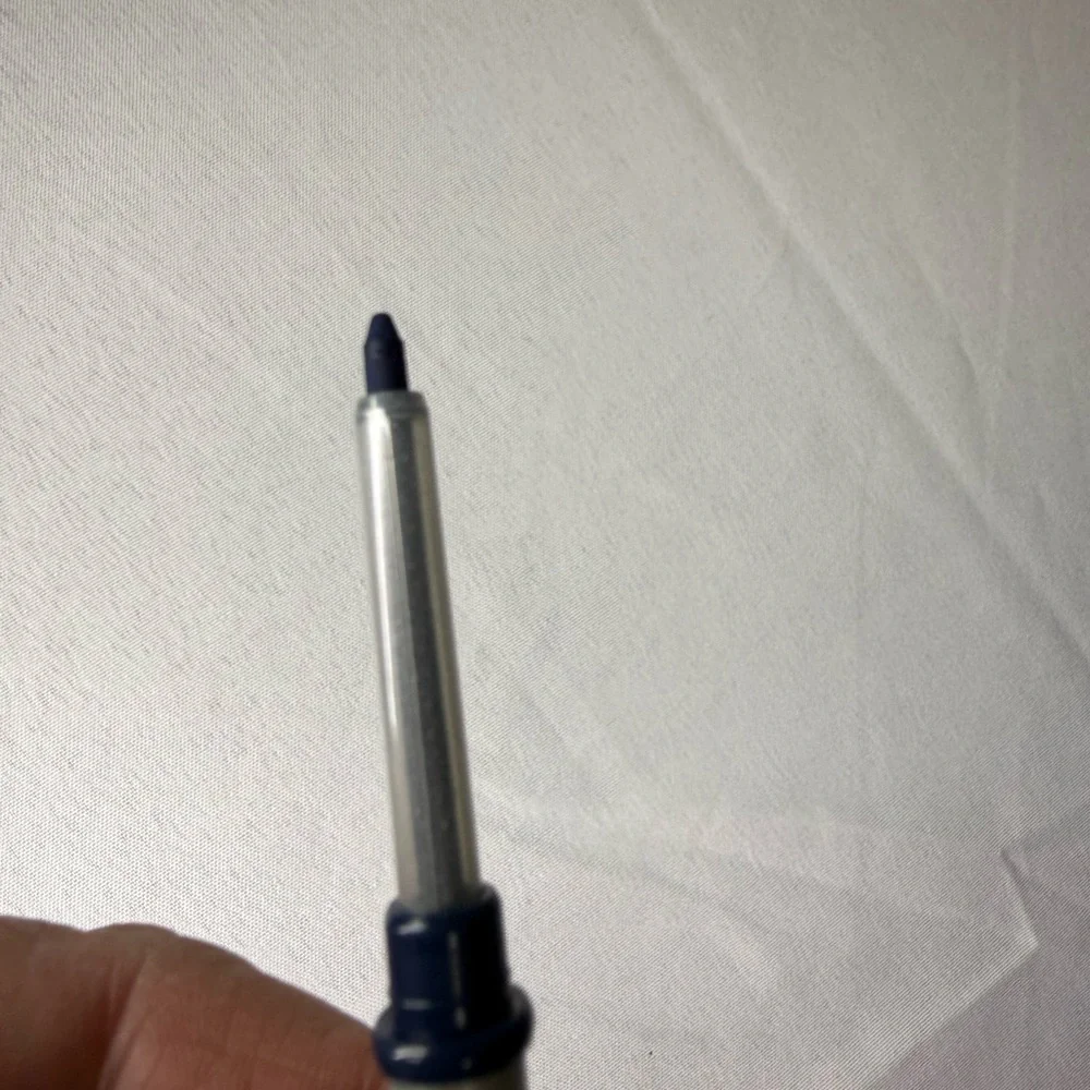 Signature Vibrant Navy Marine Eyeliner Mary Kay - Picture 8 of 8